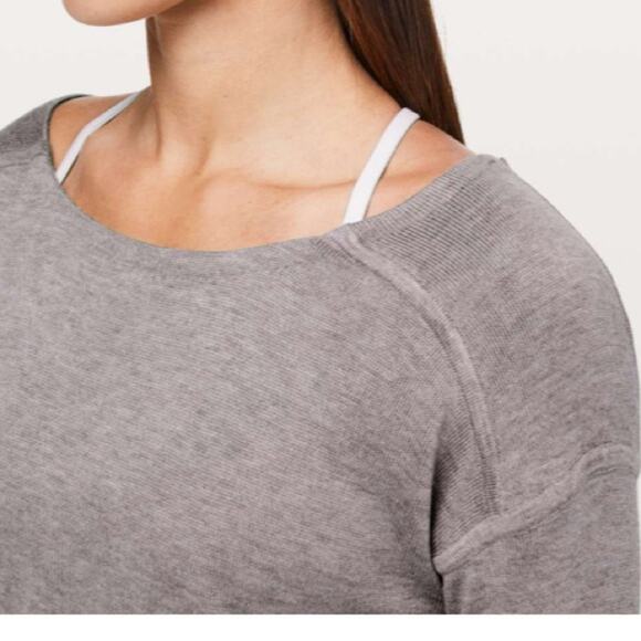 Lululemon women's 10 12 full extension sweater cashlu heathered gray long sleeve - Picture 3 of 9